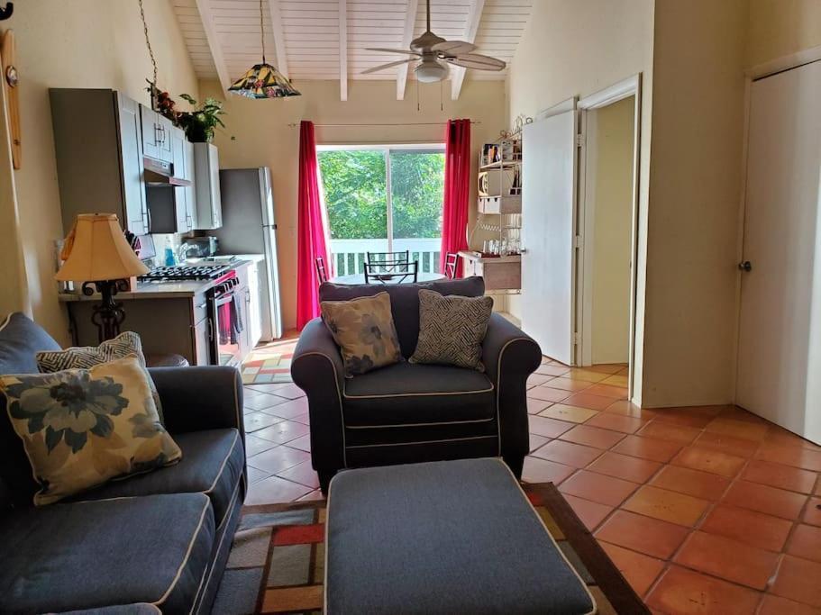 The Cottage At Villa Indigo Charlotte Amalie Exterior photo